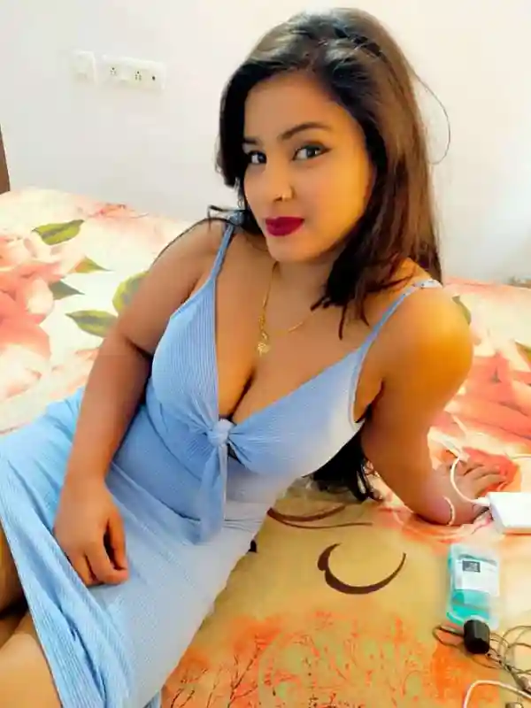 BUSTY CALL GIRLS IN Mumbai